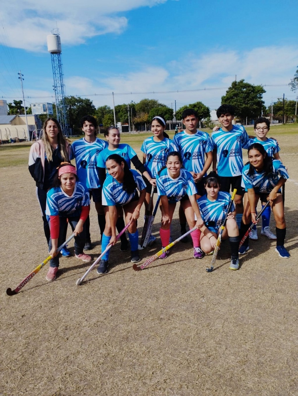 Comenzó el 1er Torneo de Hockey Juvenil mixto organizado por la Municipalidad de la ciudad