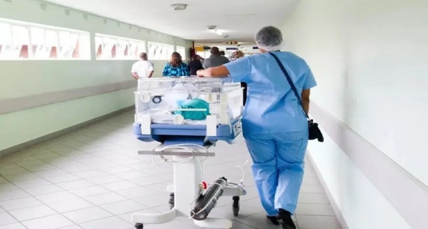 Tucumán: piden empezar a cobrar por la atención médica a extranjeros