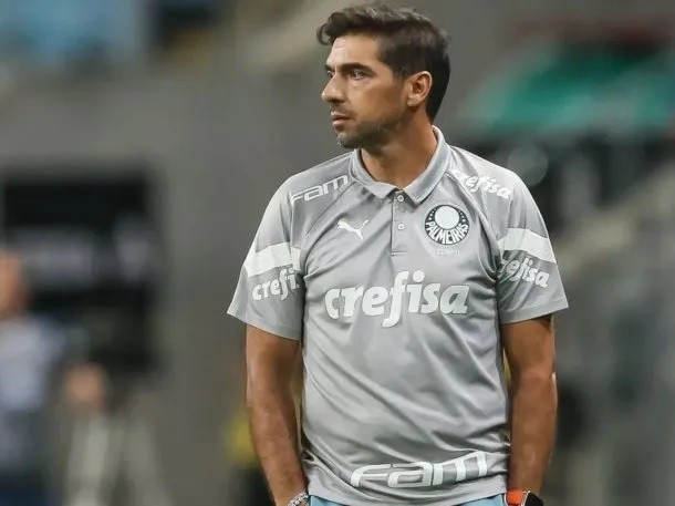 La fuerte denuncia contra el DT del Palmeiras antes de enfrentar a Boca